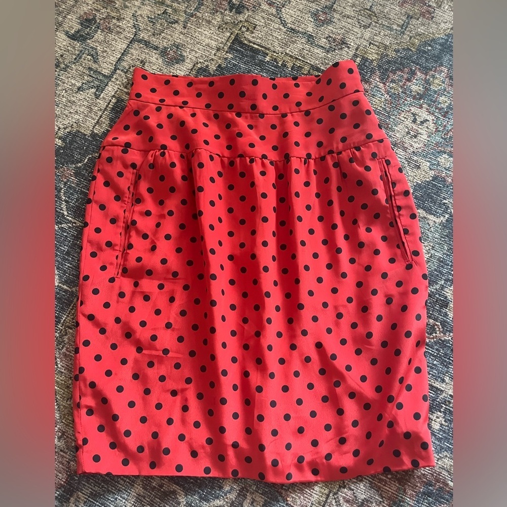 Vintage Moschino Skirt Pencil Polka Dot “Cheap & Chic” 
fits like a size 4